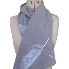 Merino Scarf Silver Feather-lifestyle-The Vault
