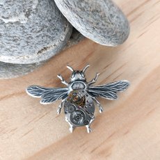 Large Bee Brooch Silver-jewellery-The Vault