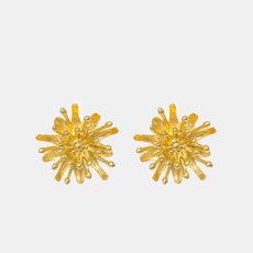 Mt Cook Lily Studs 22ct Gold Plate-jewellery-The Vault