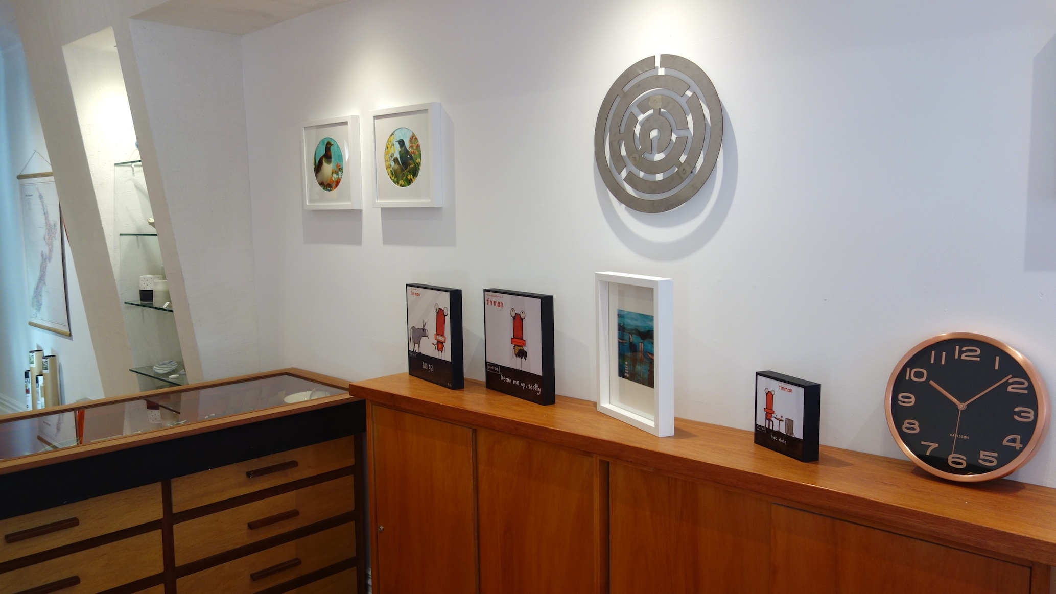 VIEW THE VAULT STORES