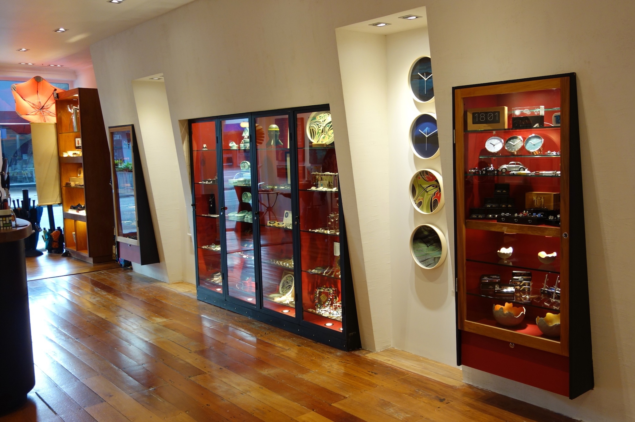 VIEW THE VAULT STORES