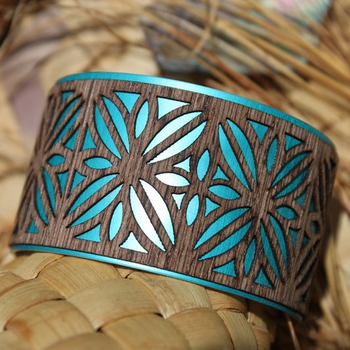 Laser Veneer Cuff Frangipani Teal