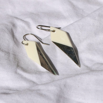 Porcelain Kereru Feather Earrings Point