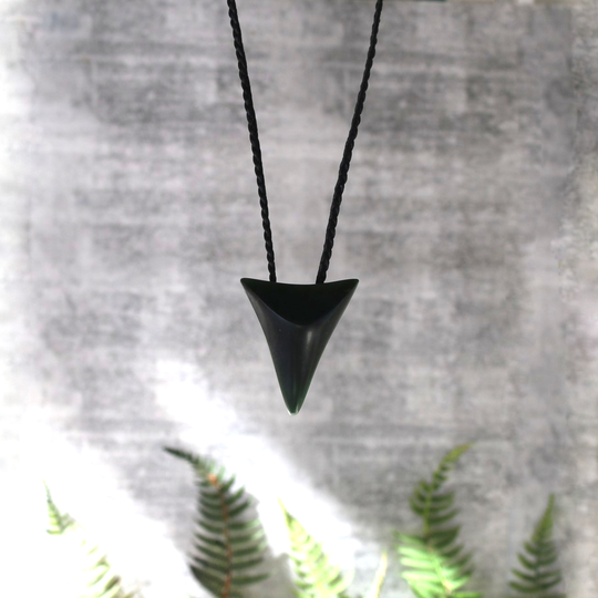 Pounamu Contemporary Shark Tooth