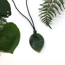 Pounamu Pendant Kiwi Fruit Leaf