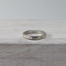 Finger Loop Hammered Stg Silver