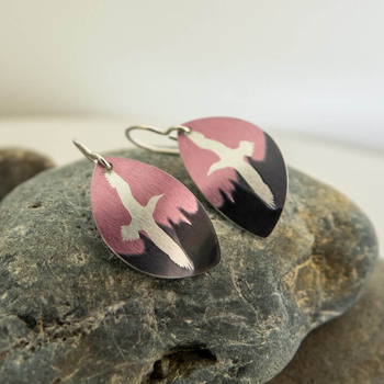 Alum Flying Gannet Earrings Pink