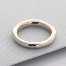 Pebble Band Ring Silver-jewellery-The Vault
