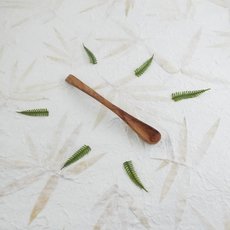Salt Spice Spoon Rimu-artists-and-brands-The Vault