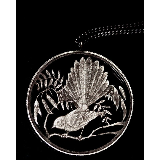 Akin Fantail Necklace