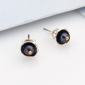 Caviar Studs with Freshwater Pearl Silver