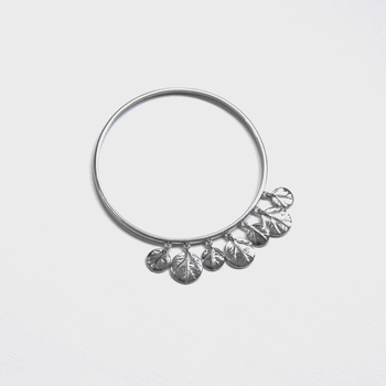 7 Leaf Disk Bangle Silver  