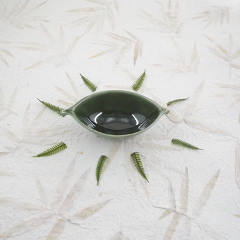 McGlashen Leaf Bowl Green