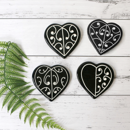 Small Kowhaiwhai Wall Heart Black