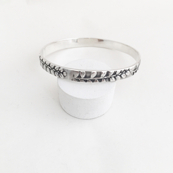 Kowhai Bangle Silver