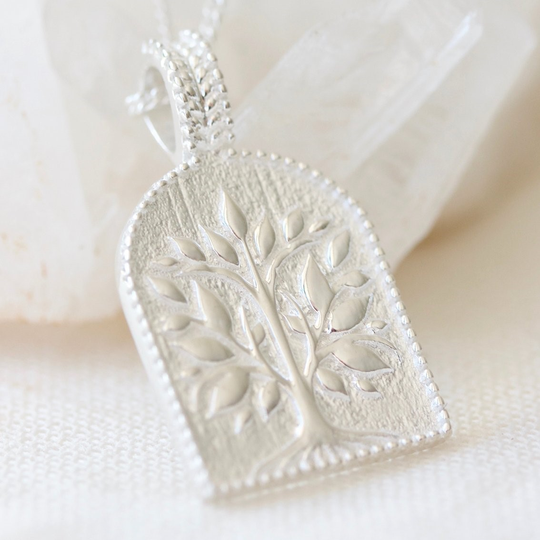 Grounded Necklace Silver