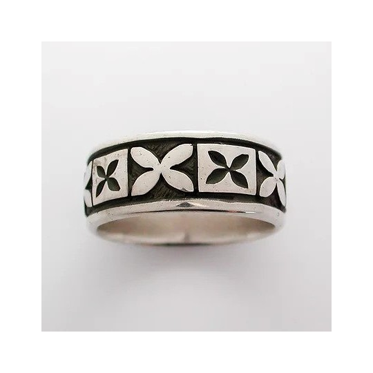 Double Tapa Flower Flat Band Silver