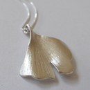Silver Ginkgo Pendant 
