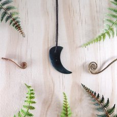 Pounamu Pendant Simple Tooth-jewellery-The Vault