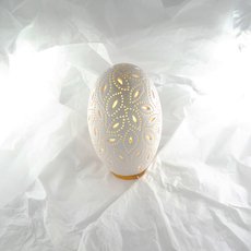 Small Egg Light Leaf-artists-and-brands-The Vault