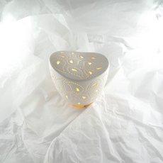 Baby Wave Light Paisley-artists-and-brands-The Vault