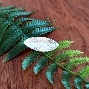 Reticulated Leaf Lapel Pin Silver