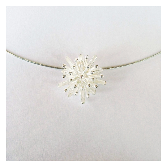 Mt Cook Lily Wire Necklace Silver