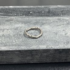 Evolve Ring Oxidised Silver -jewellery-The Vault