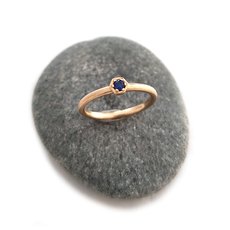 9ct Yellow Gold Ring Blue Sapphire-jewellery-The Vault
