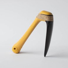 Paku Timo Gardening Tool Kowhai-lifestyle-The Vault