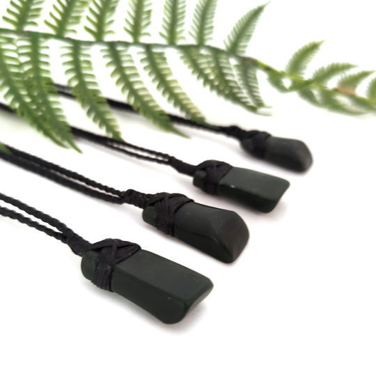 Ernesto Ovalle Pounamu Lashed Toki Small