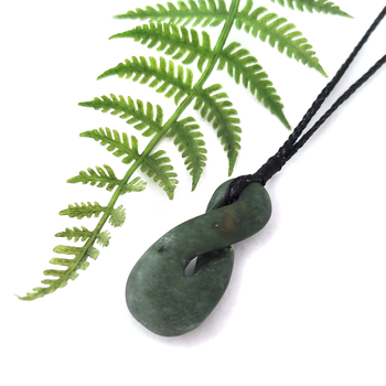 Ernesto Ovalle Pounamu Twist