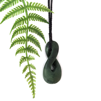 Ernesto Ovalle Pounamu Twist