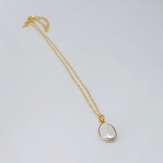 Timeless Pearl Pendant Gold Plate-jewellery-The Vault