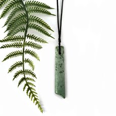Pounamu Pendant Simple Toki-jewellery-The Vault