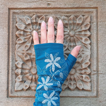 Merino Fingerless Gloves Teal Clematis