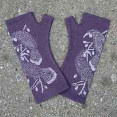 Merino Fingerless Gloves Purple Huia-lifestyle-The Vault