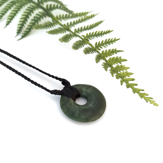 Ernesto Ovalle Medium Pounamu Circle of Life