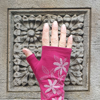 Merino Fingerless Gloves Amethyst Clematis