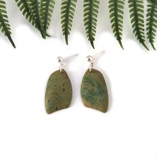 Pounamu Stud Earrings Free Form-jewellery-The Vault