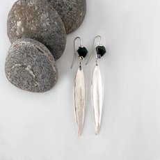 Faceted Pounamu w Kauri Leaf Earrings-jewellery-The Vault