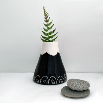 Mountain Vase Large Style 6