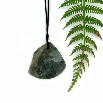 Pounamu Pendant Simple Freeform