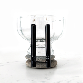 Toru Earrings Black
