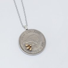 Florin Pendant w Tiny Gold Bee-jewellery-The Vault
