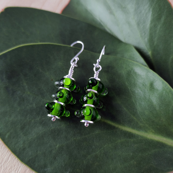 Glass Dewdrop Earrings Green