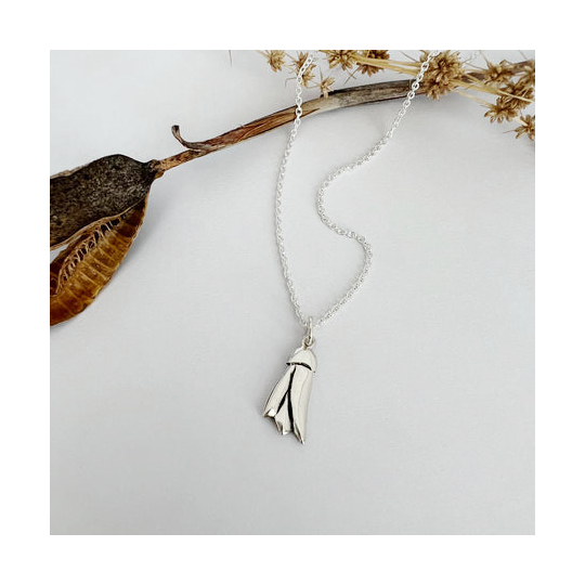 Petite Kowhai Necklace Silver