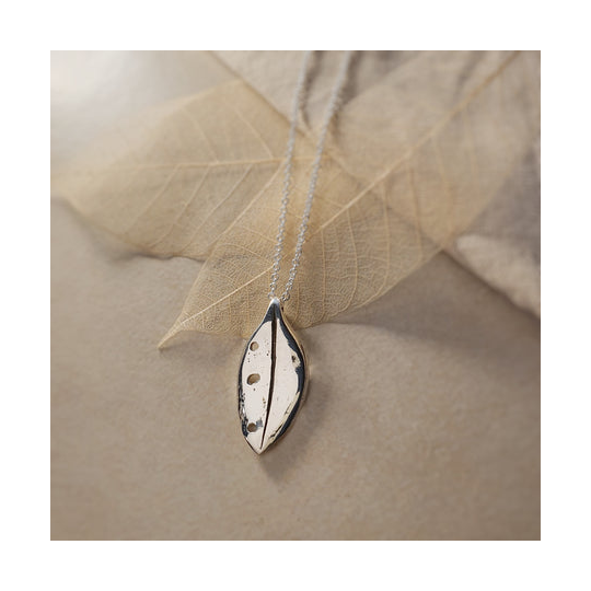 Pohutukawa Leaf Necklace