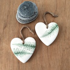 Hanging Heart Fern Pattern Green-artists-and-brands-The Vault
