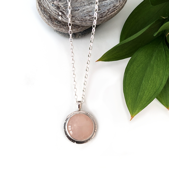 Rose Quartz Round Cut Out Edge Pendant